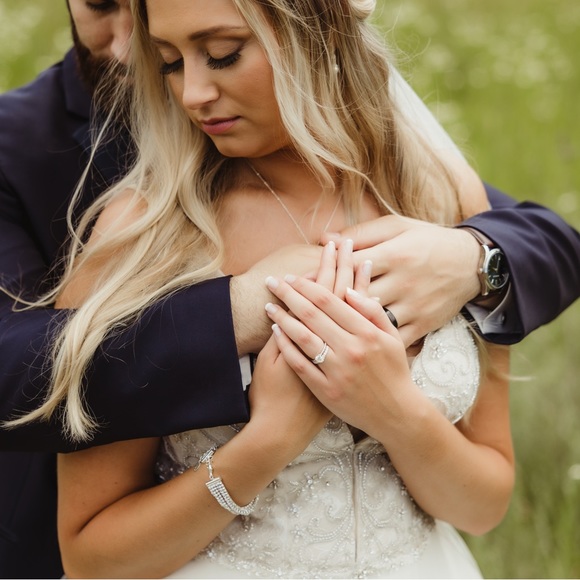 Meet your Posher, Emily - Picture 3 of 5